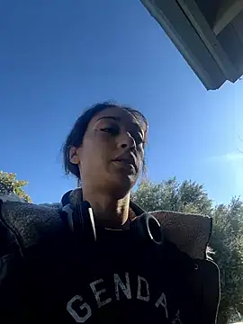 Snapshot of starrynikki chatting on December 2024 08:11:01 PM starrynikki online show from December 2024 08:11:01 PM