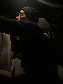 Snapshot of starrynikki chatting on December 2024 06:17:02 AM starrynikki online show from December 2024 06:17:02 AM