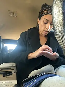 Snapshot of starrynikki chatting on January 2025 11:56:01 PM starrynikki online show from January 2025 11:56:01 PM