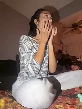 Snapshot of starrynikki chatting on January 2025 06:41:02 AM starrynikki online show from January 2025 06:41:02 AM