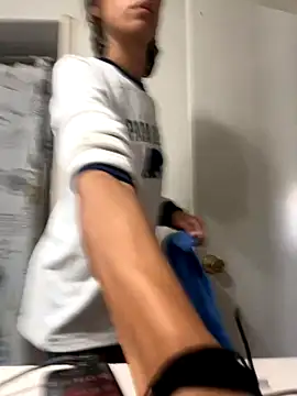 Snapshot of starrynikki chatting on October 2025 05:10:01 PM starrynikki online show from October 2025 05:10:01 PM