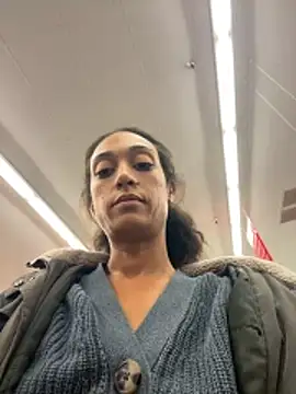 Snapshot of starrynikki chatting on November 2025 04:40:01 AM starrynikki online show from November 2025 04:40:01 AM