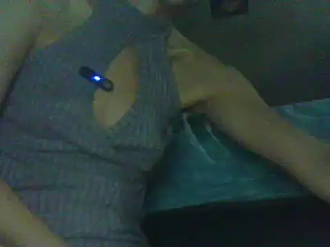 Snapshot of lilithanderson chatting on December 2024 08:38:02 AM lilithanderson online show from December 2024 08:38:02 AM