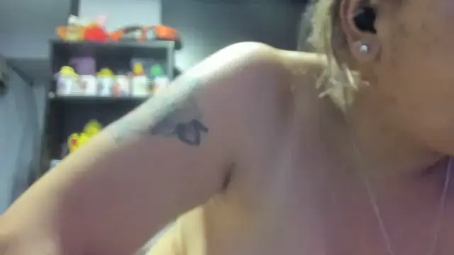 Snapshot of katty_squirt08 chatting on April 2026 03:01:01 PM katty squirt08 online show from April 2026 03:01:01 PM