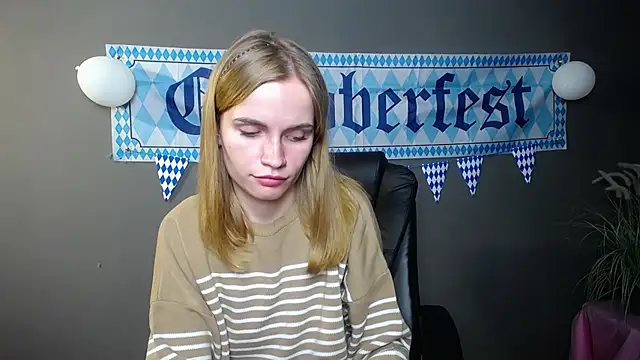 MargaritaKiss online show from October 2025 07:02:02 PM