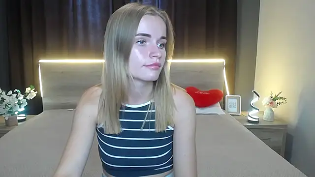 Snapshot of MargaritaKiss chatting on July 2026 06:06:02 AM MargaritaKiss online show from July 2026 06:06:02 AM