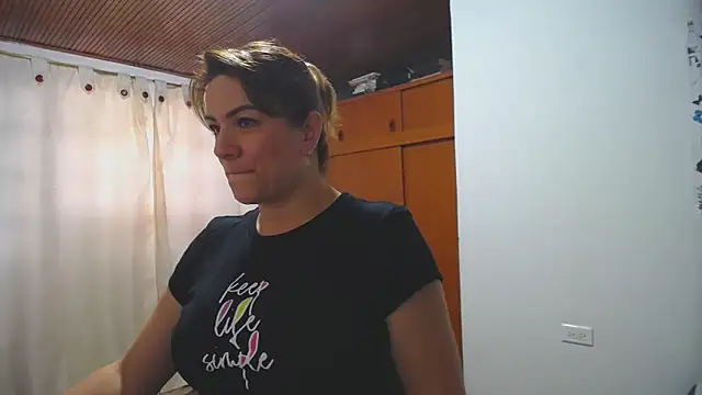 wandarubio online show from February 2025 10:06:02 PM