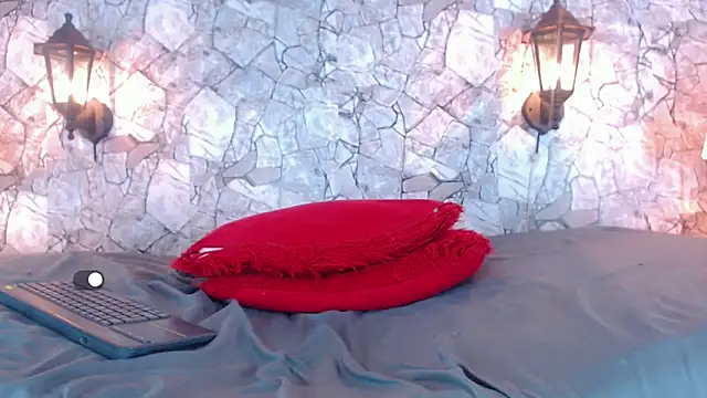 SexyJuliii21 online show from January 2025 06:49:02 AM