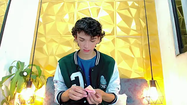 SexyJuliii21 online show from January 2025 03:04:02 AM