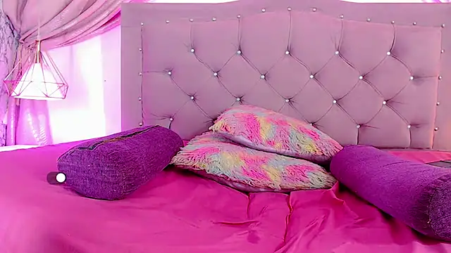 SexyJuliii21 online show from January 2025 05:47:02 AM