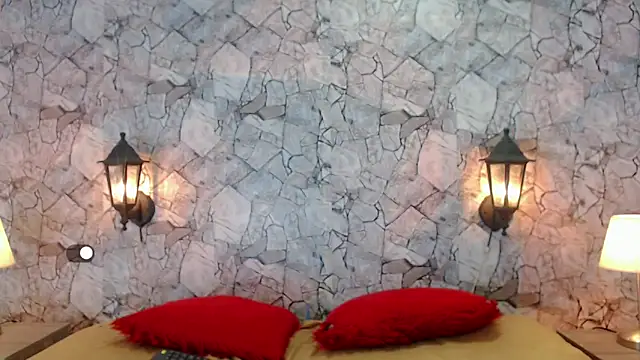 SexyJuliii21 online show from March 2025 09:42:02 PM