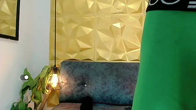 SexyJuliii21 online show from March 2025 11:38:02 AM