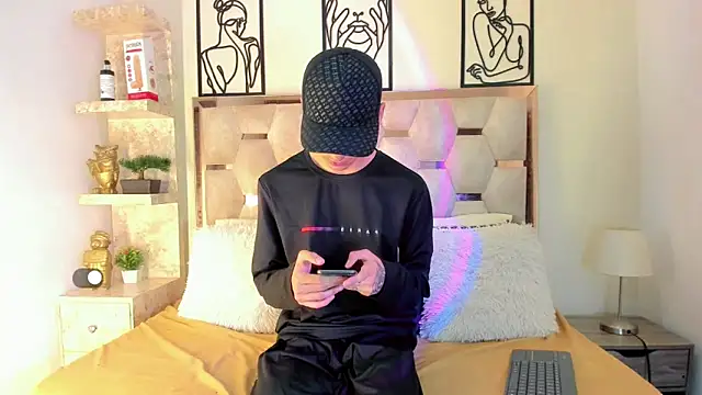 SexyJuliii21 online show from September 2025 08:23:02 PM