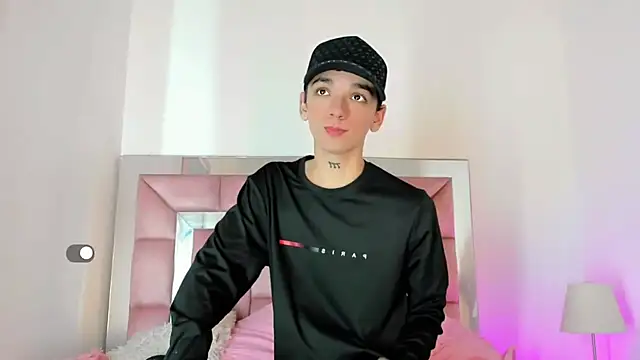 SexyJuliii21 online show from September 2025 08:13:01 PM