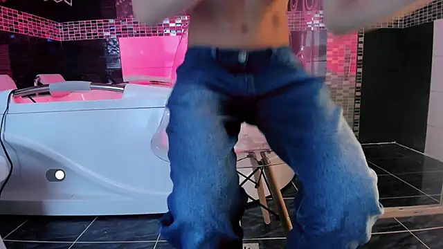 SexyJuliii21 online show from October 2025 09:45:01 PM