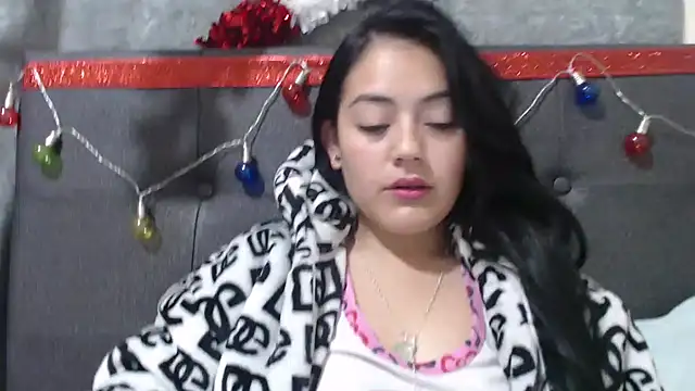 Snapshot of Alisha_99 chatting on December 2024 05:55:01 PM Alisha 99 online show from December 2024 05:55:01 PM