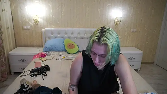 LunaaMayy online show from June 2026 11:08:02 PM