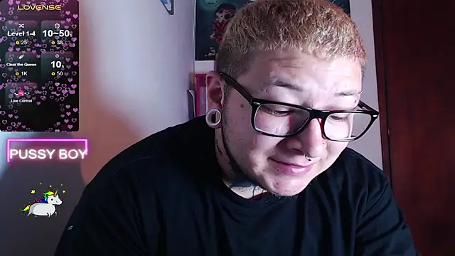 Snapshot of princeFtm chatting on February 2025 09:07:02 PM princeFtm online show from February 2025 09:07:02 PM