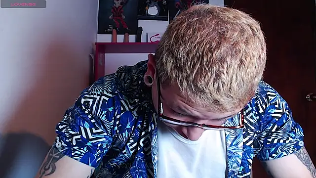 Snapshot of princeFtm chatting on February 2025 10:25:01 PM princeFtm online show from February 2025 10:25:01 PM