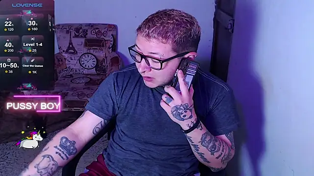 Snapshot of princeFtm chatting on February 2025 04:40:02 PM princeFtm online show from February 2025 04:40:02 PM