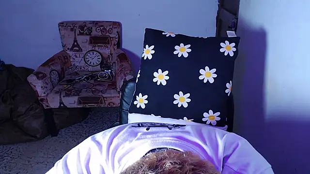 Snapshot of princeFtm chatting on February 2025 05:42:01 PM princeFtm online show from February 2025 05:42:01 PM