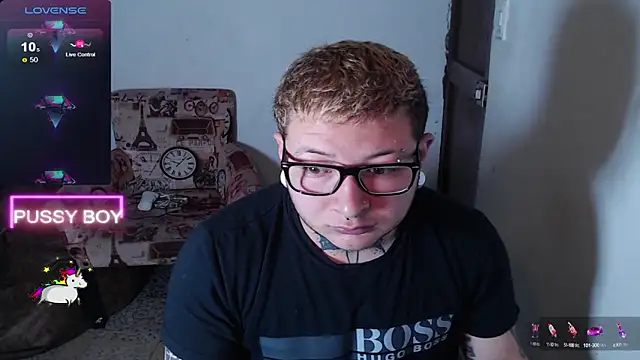 Snapshot of princeFtm chatting on February 2025 06:09:02 PM princeFtm online show from February 2025 06:09:02 PM