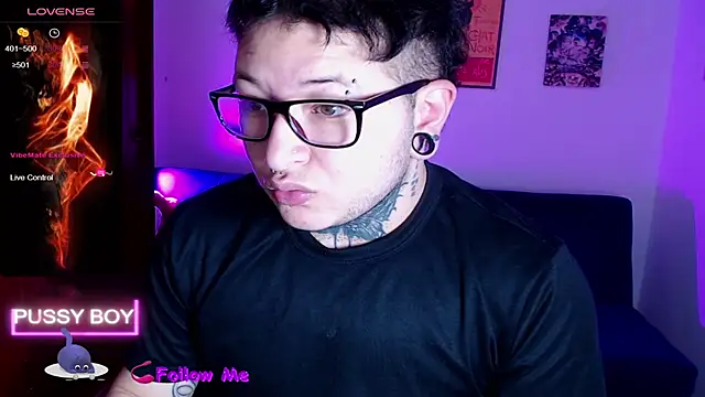 Snapshot of princeFtm chatting on September 2025 02:19:01 PM princeFtm online show from September 2025 02:19:01 PM