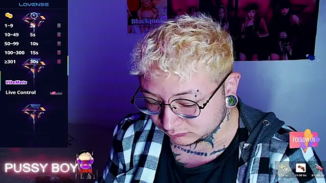 Snapshot of princeFtm chatting on February 2026 03:19:02 PM princeFtm online show from February 2026 03:19:02 PM