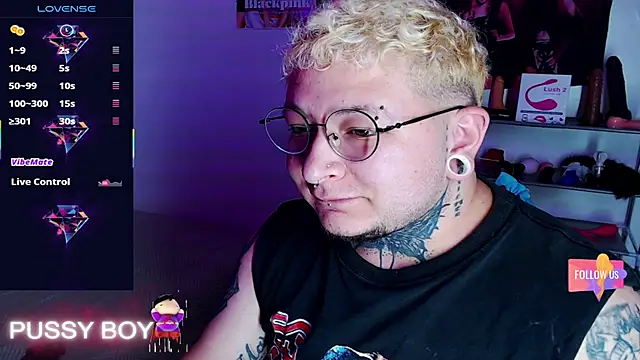 Snapshot of princeFtm chatting on February 2026 06:30:01 PM princeFtm online show from February 2026 06:30:01 PM