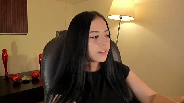 Maaiitee online show from May 2026 03:38:02 PM