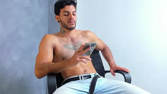 JuanBlade online show from July 2026 02:13:01 PM