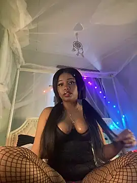 lovekaylaa online show from February 2025 04:21:01 PM