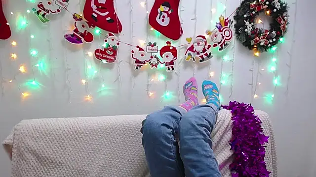 TinaRedly online show from January 2025 01:52:02 AM