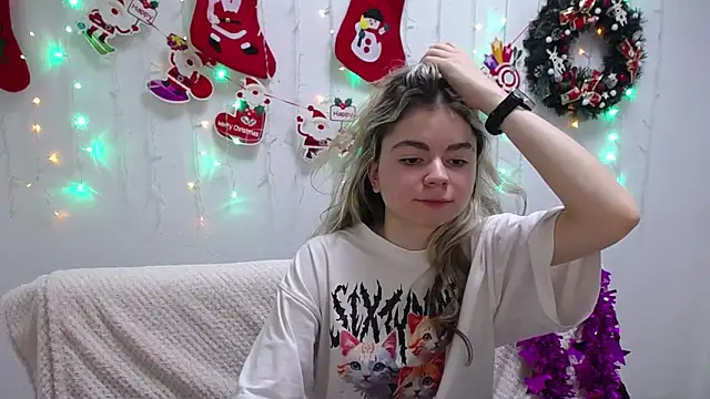 TinaRedly online show from January 2025 04:55:01 AM