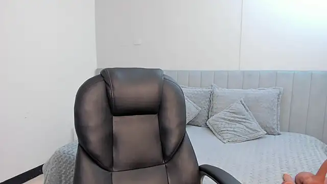 Snapshot of amira_cute2 chatting on March 2025 09:38:02 AM amira cute2 online show from March 2025 09:38:02 AM