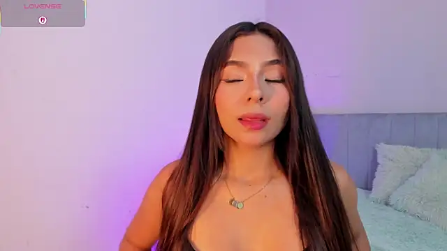 Snapshot of amira_cute2 chatting on October 2025 08:04:02 AM amira cute2 online show from October 2025 08:04:02 AM