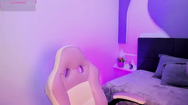 Snapshot of amira_cute2 chatting on November 2025 09:19:01 AM amira cute2 online show from November 2025 09:19:01 AM