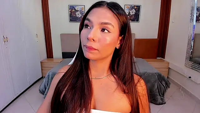 Snapshot of amira_cute2 chatting on December 2025 10:46:01 AM amira cute2 online show from December 2025 10:46:01 AM