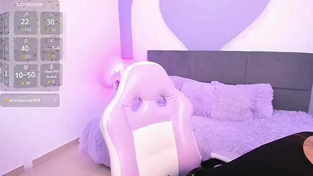 Snapshot of amira_cute2 chatting on April 2026 11:29:01 AM amira cute2 online show from April 2026 11:29:01 AM