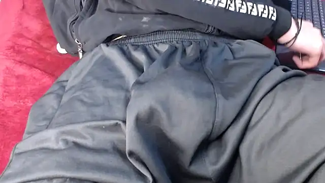 Snapshot of _Thomas_hot_ chatting on March 2025 02:45:02 PM Thomas hot online show from March 2025 02:45:02 PM