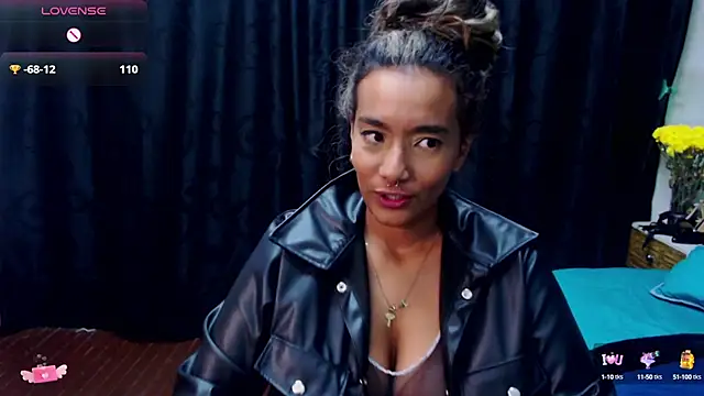 megan collins96 online show from December 2024 01:26:01 AM