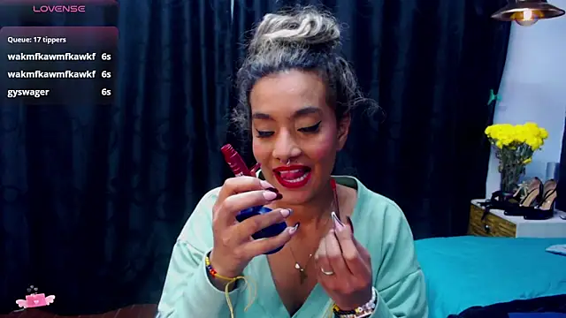 megan collins96 online show from December 2024 07:42:01 AM