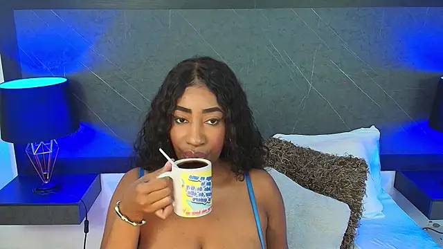 charlottebrowns  online show from February 2025 01:46:01 PM