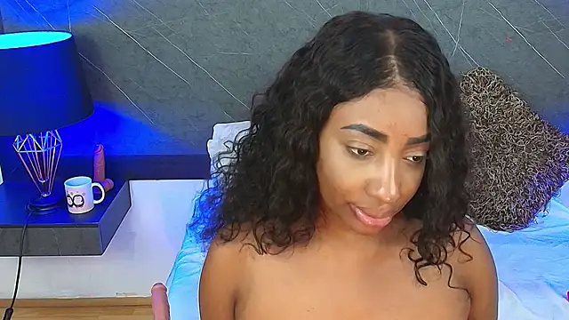 charlottebrowns  online show from February 2025 06:40:01 PM