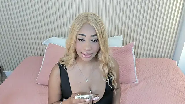 charlottebrowns  online show from May 2026 12:34:02 PM