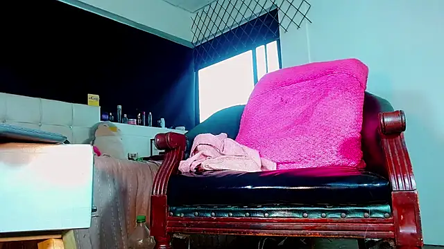 Snapshot of bellatrixx_69 chatting on January 2026 11:34:01 AM bellatrixx 69 online show from January 2026 11:34:01 AM