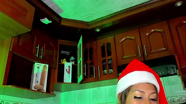 LaureenHills online show from December 2024 03:25:02 AM