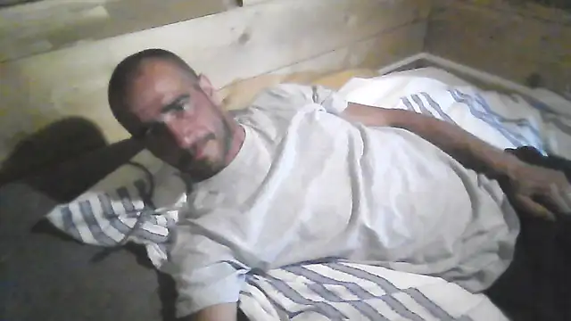 Snapshot of Pourquoipas chatting on July 2026 09:17:02 PM Pourquoipas online show from July 2026 09:17:02 PM