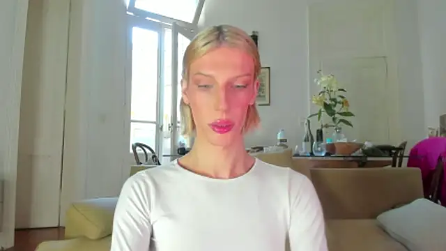 AliceSnowCatt online show from December 2025 03:06:01 PM