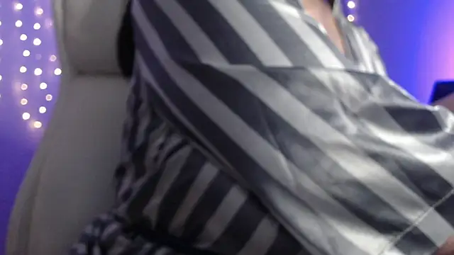 Snapshot of missdaniels chatting on January 2025 12:17:02 AM missdaniels online show from January 2025 12:17:02 AM